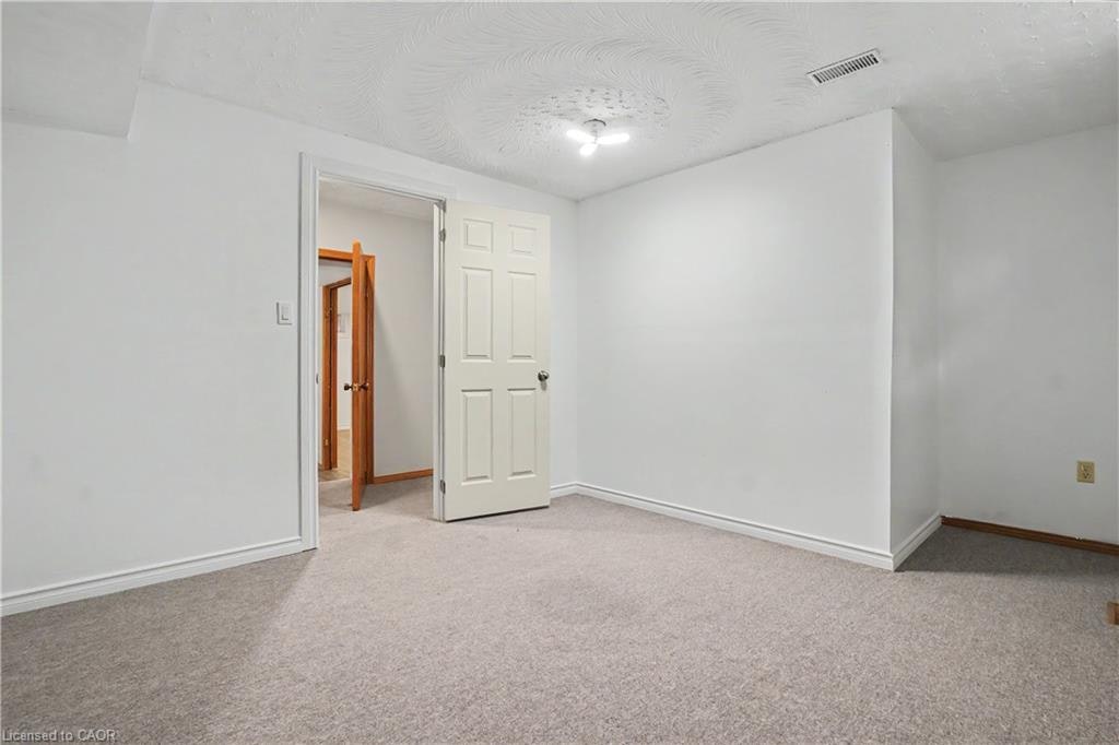 14 Indian Crescent, Hamilton, ON, L8V 4V6 - 13