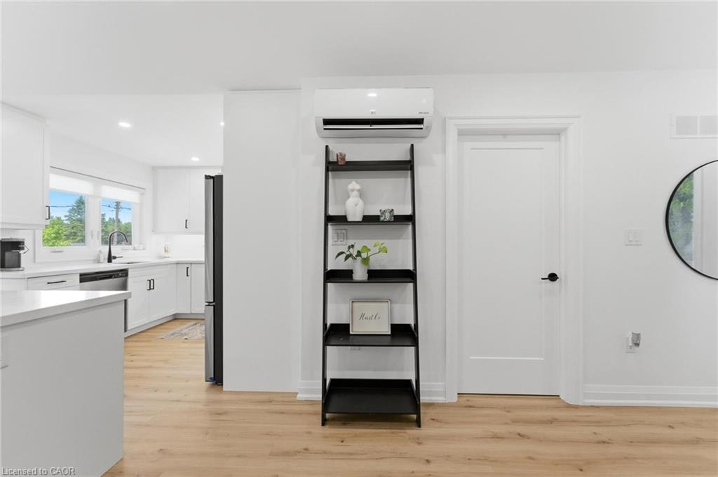 UPPER-82 Cumming Court, Hamilton, ON, L9G 1V3 - 5