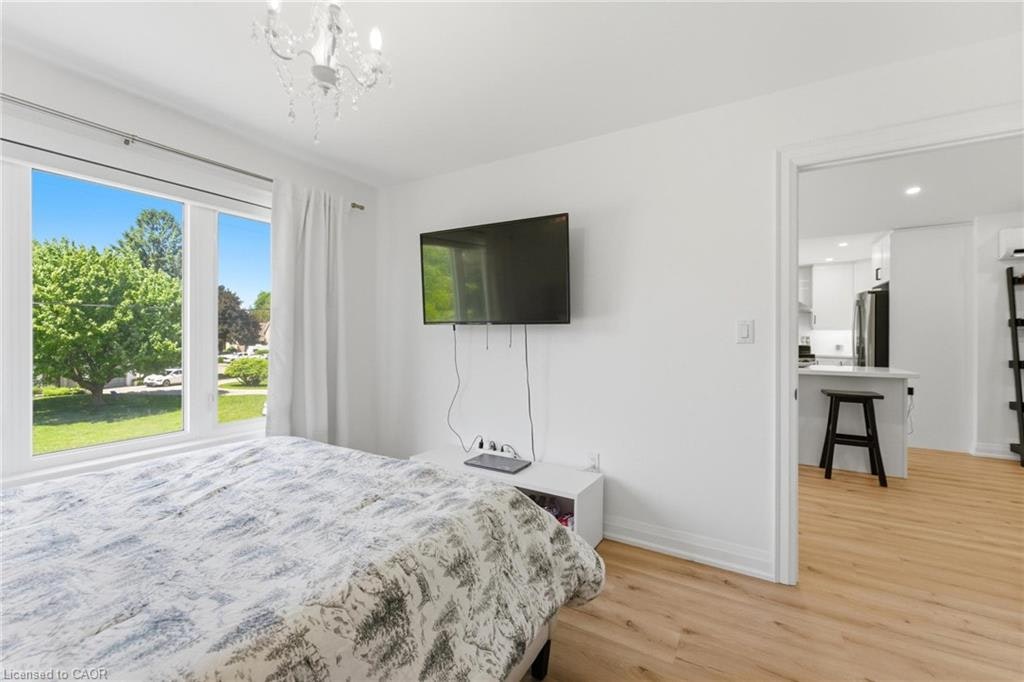 UPPER-82 Cumming Court, Hamilton, ON, L9G 1V3 - 11