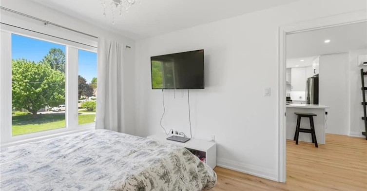 UPPER-82 Cumming Court, Hamilton, ON, L9G 1V3 - 11