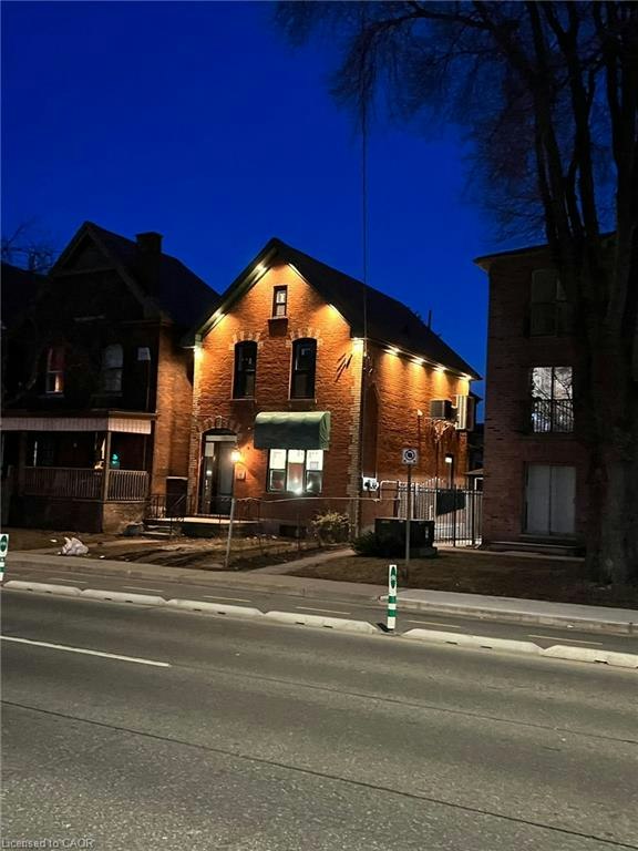 30 Victoria Avenue N, Hamilton, ON, L8L 5E1 - 6