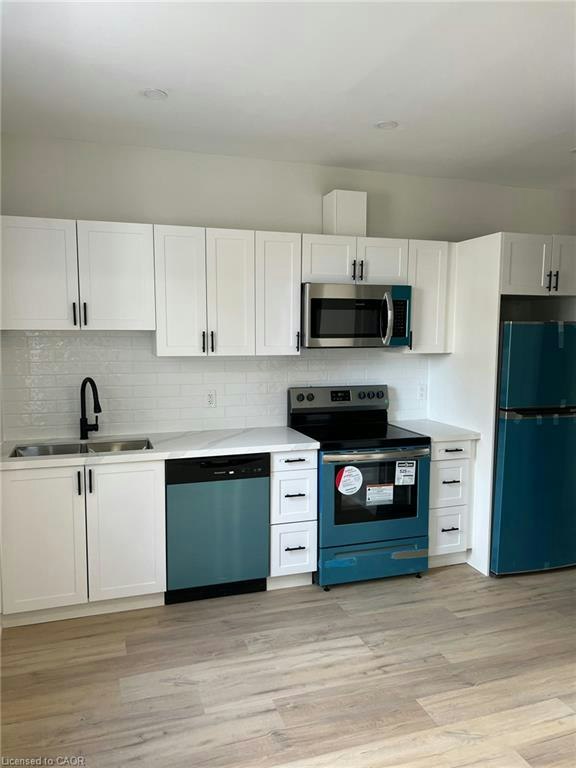 30 Victoria Avenue N, Hamilton, ON, L8L 5E1