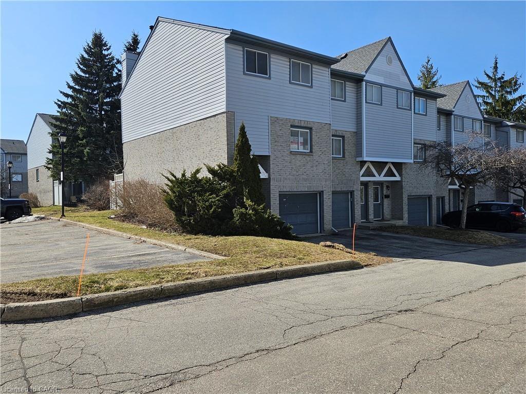 43-589 Beechwood Drive, Waterloo, ON, N2T 2K9