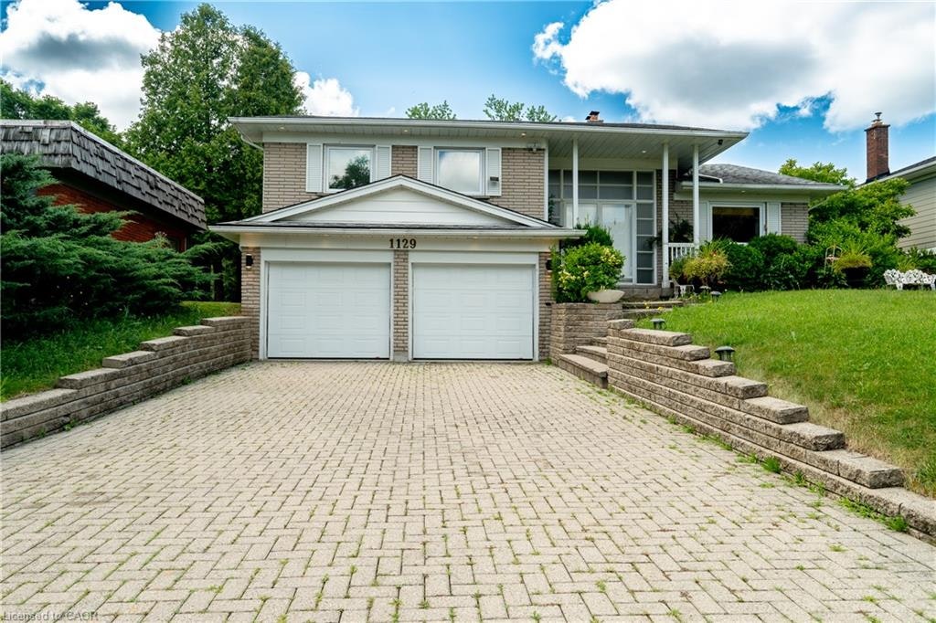 1129 Scenic Drive, Hamilton, ON, L9C 1H8