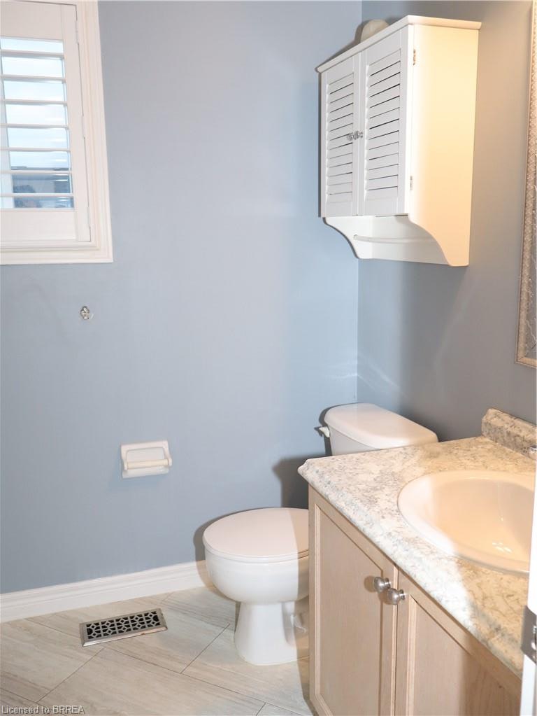 Upper-116 Blackburn Drive, Brantford, ON, N3T 6S2 - 15