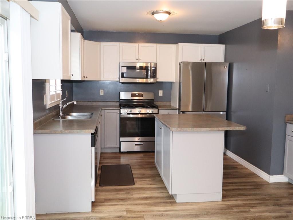 Upper-116 Blackburn Drive, Brantford, ON, N3T 6S2 - 10