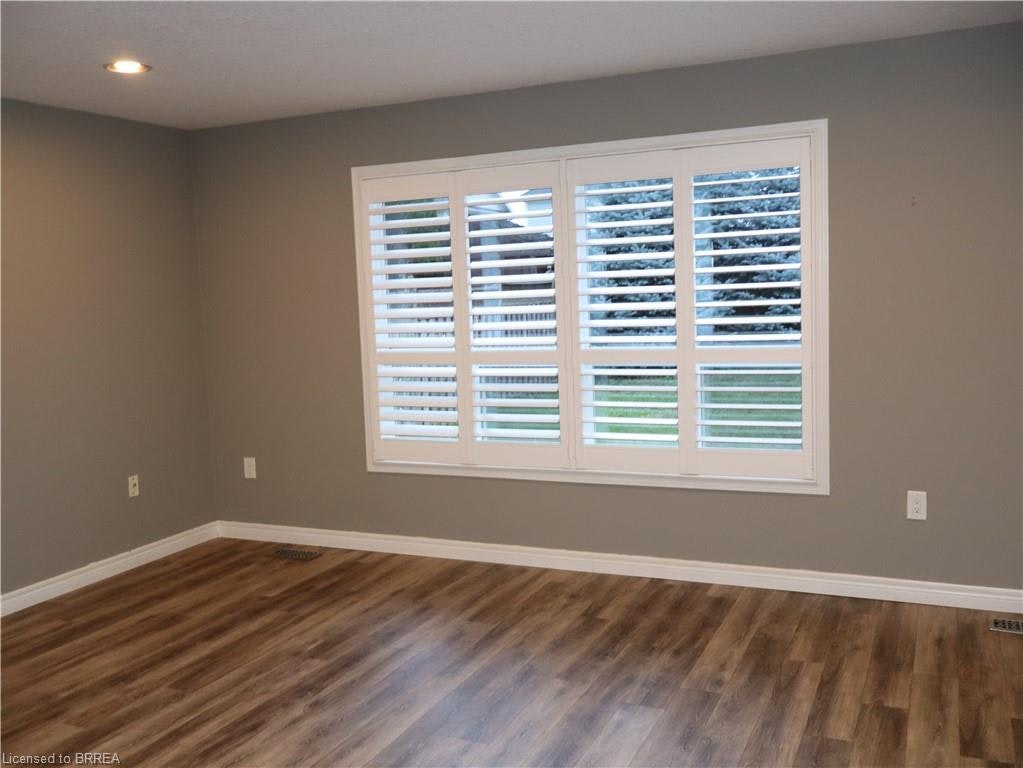 Upper-116 Blackburn Drive, Brantford, ON, N3T 6S2 - 11