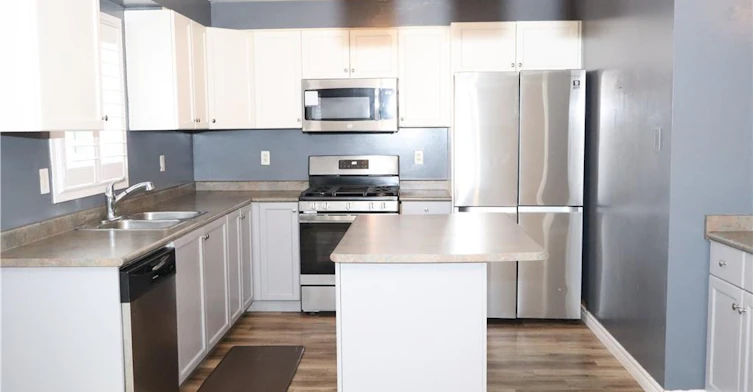 Upper-116 Blackburn Drive, Brantford, ON, N3T 6S2 - 8