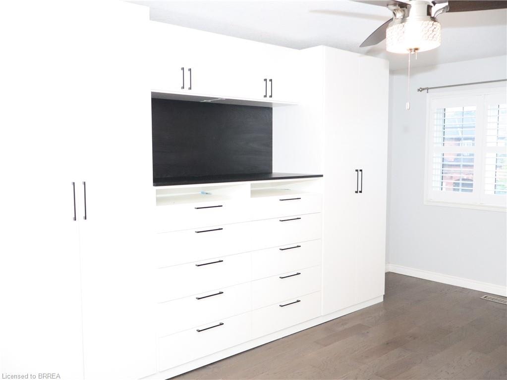 Upper-116 Blackburn Drive, Brantford, ON, N3T 6S2 - 22