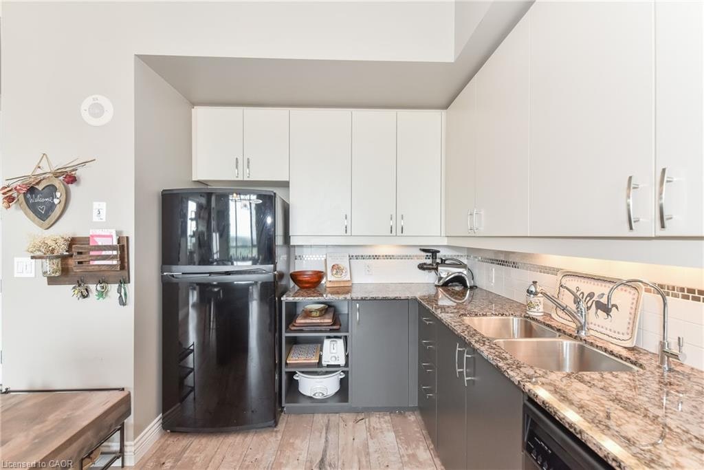 1005-191 King Street, Waterloo, ON, N2L 0A5 - 8
