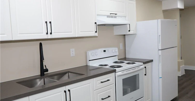Lower-116 Blackburn Drive, Brantford, ON, N3T 6S2 - 5
