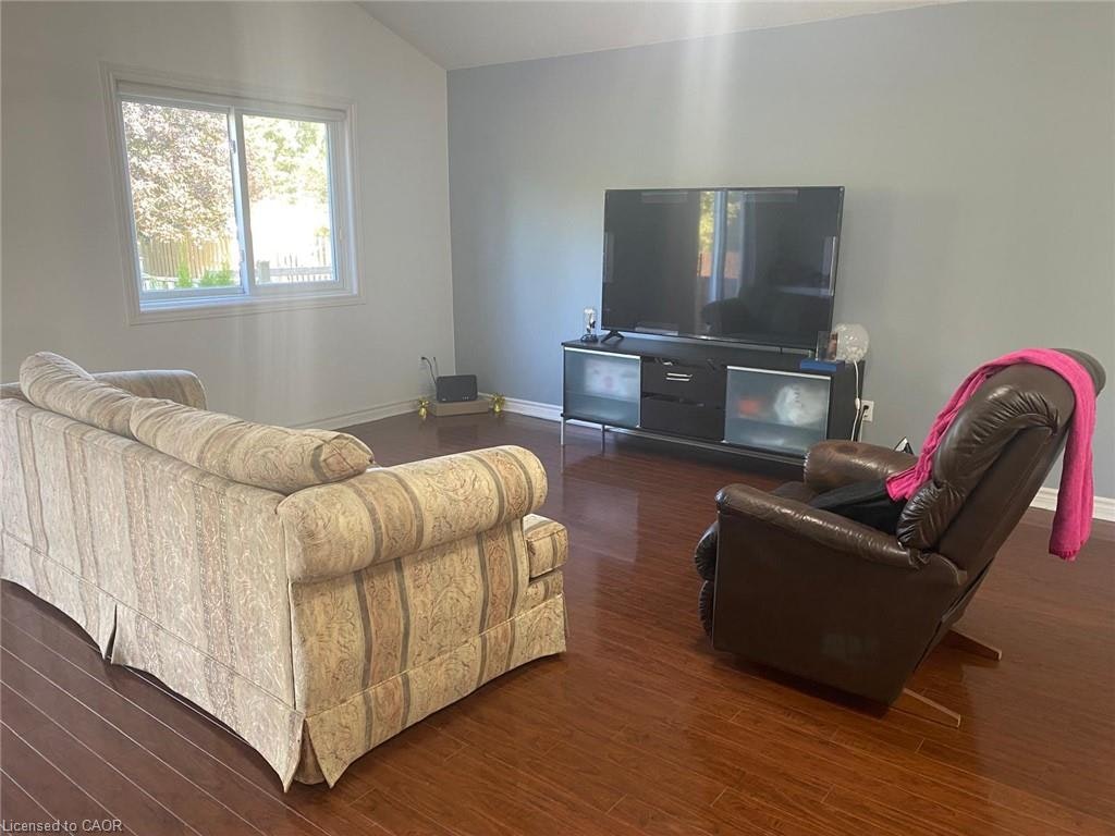 806 Fairway Crescent, Kitchener, ON, N2A 4B5 - 4