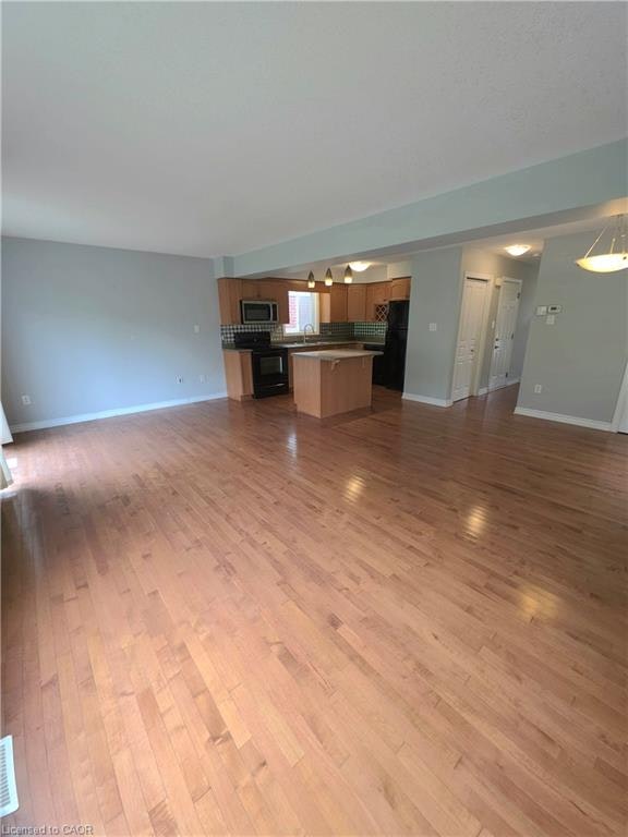 998 Mapleridge Street, London, ON, N6H 0A6 - 4