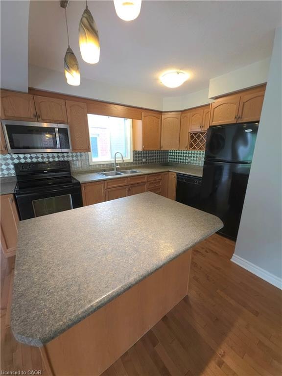 998 Mapleridge Street, London, ON, N6H 0A6 - 6