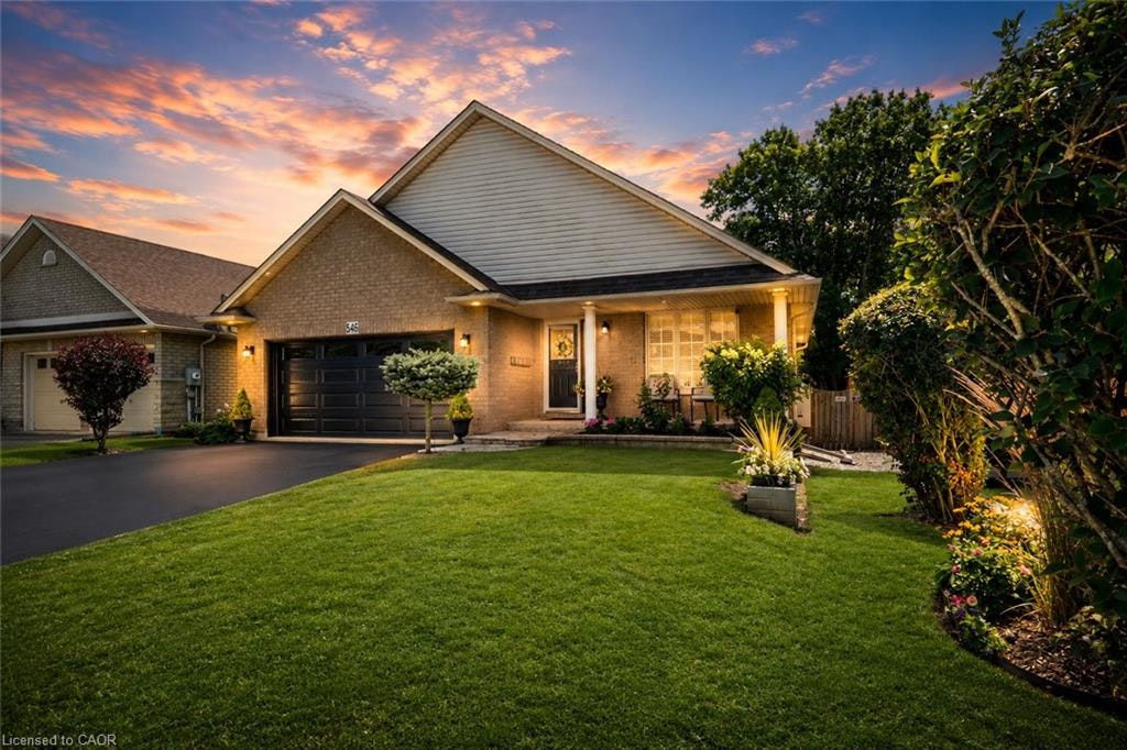 546 Jerseyville Road W, Hamilton, ON, L9G 3L5