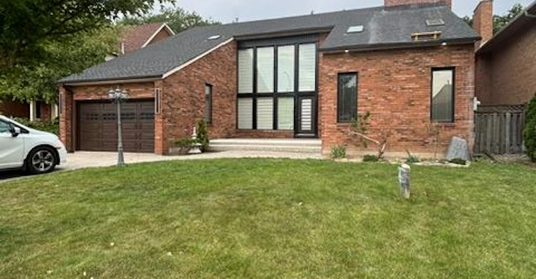 1-105 Maple Drive, Hamilton, ON, L8M 1X1