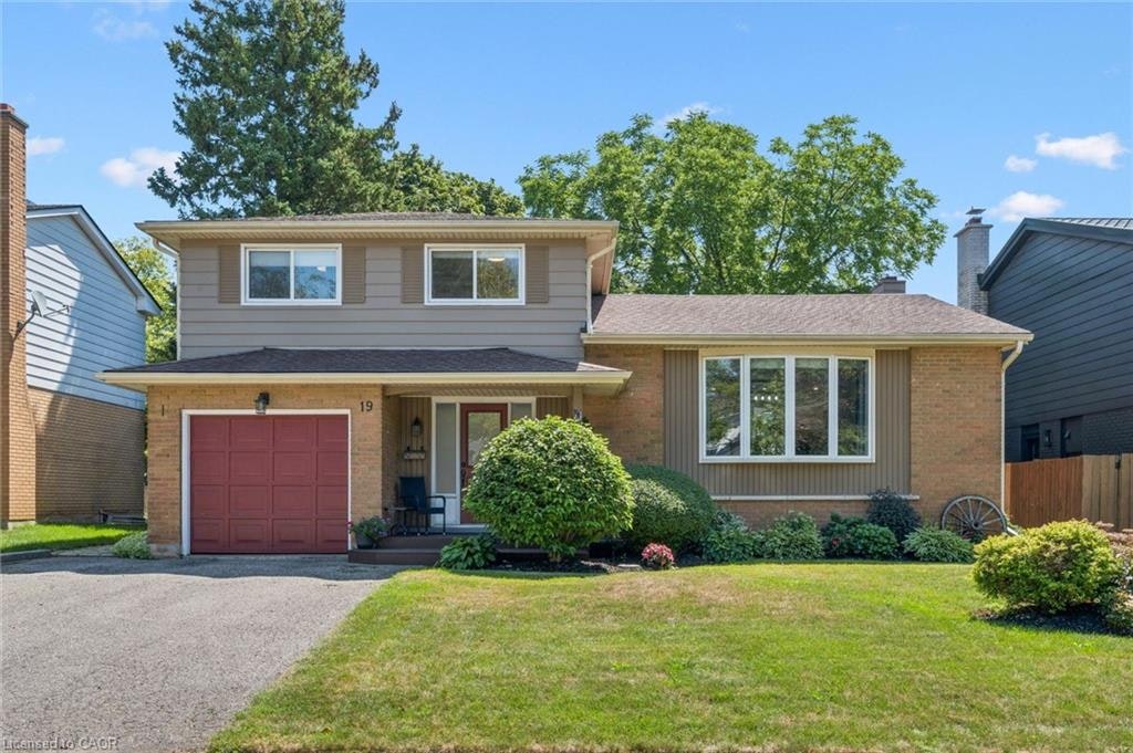19 Mcgarry Drive, Kitchener, ON, N2N 1A3
