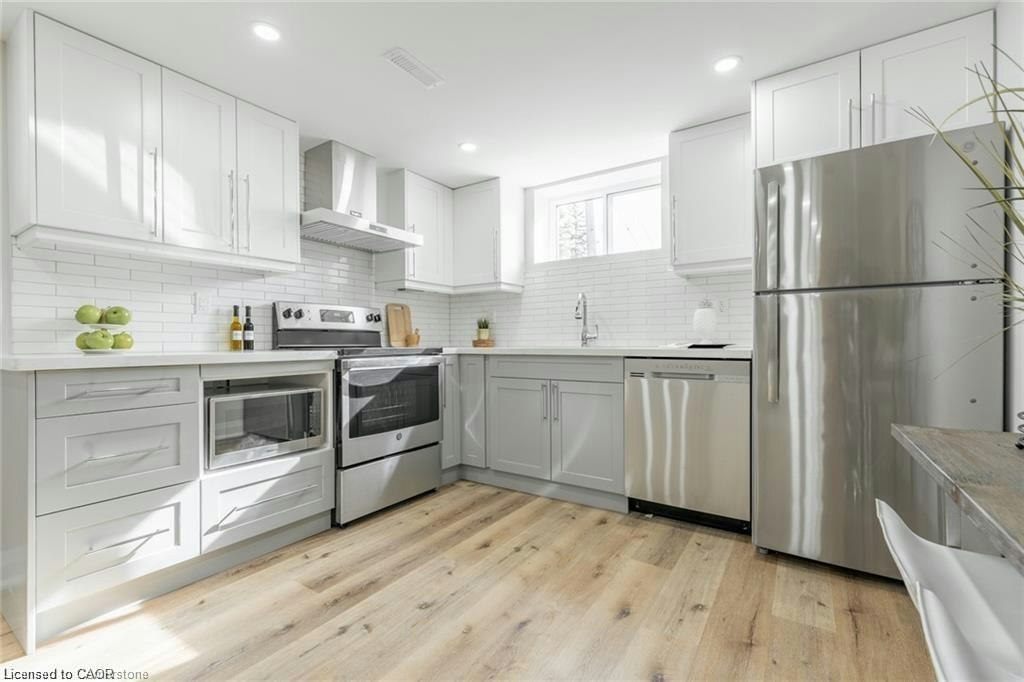 Lower-213 Thorner Drive, Hamilton, ON, L8V 2M5 - 7