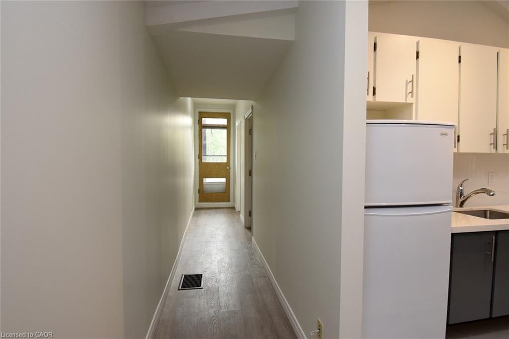 2-61 King Street W, Hamilton, ON, L9H 1T5 - 11