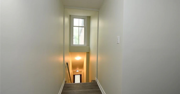 2-61 King Street W, Hamilton, ON, L9H 1T5 - 17