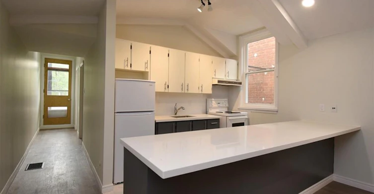 2-61 King Street W, Hamilton, ON, L9H 1T5 - 10
