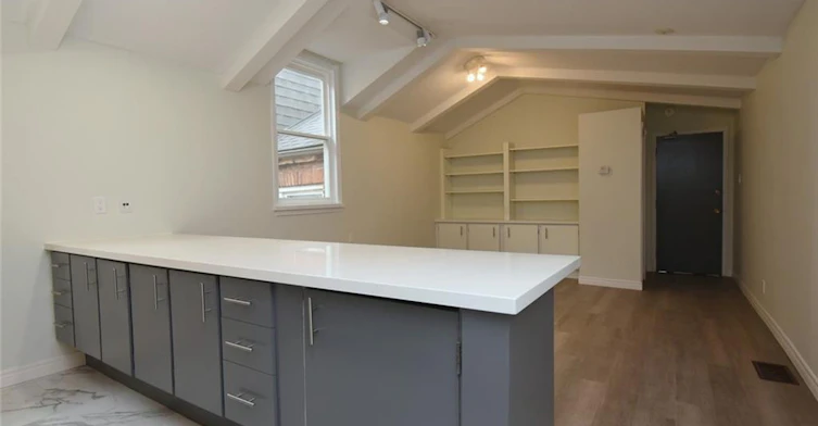 2-61 King Street W, Hamilton, ON, L9H 1T5 - 8
