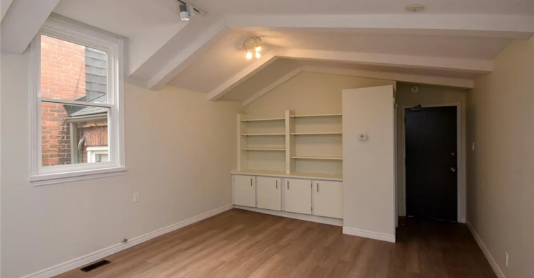 2-61 King Street W, Hamilton, ON, L9H 1T5 - 3
