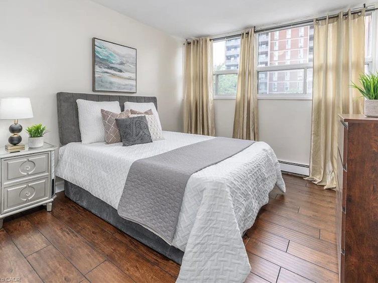 307-1950 Main Street W, Hamilton, ON, L8S 4M9 - 11