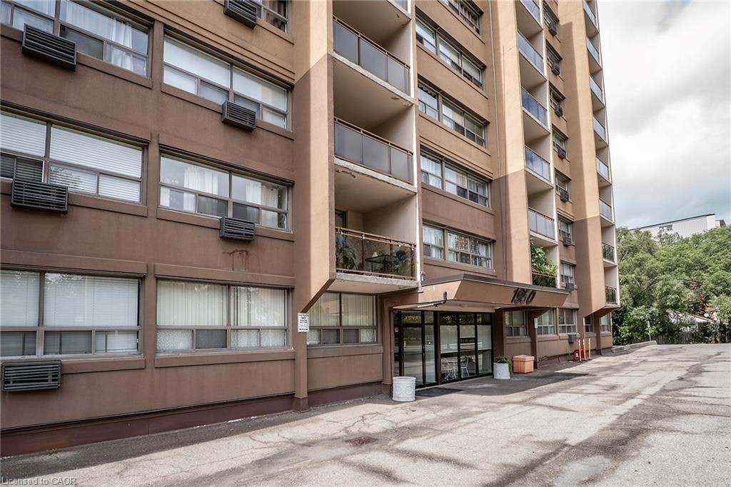 307-1950 Main Street W, Hamilton, ON, L8S 4M9 - 2