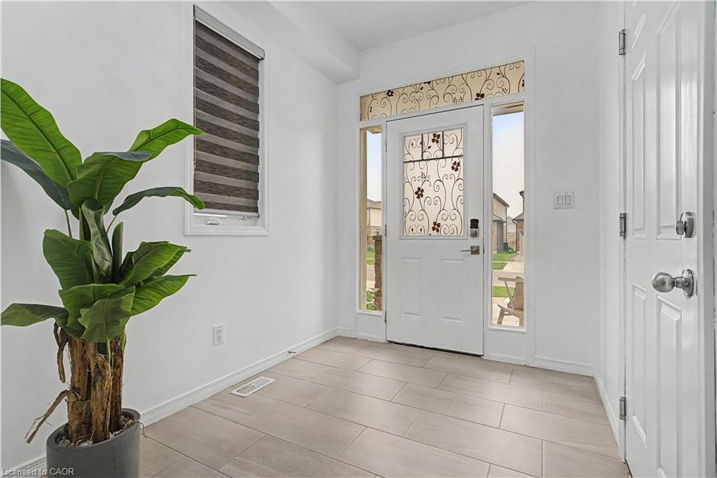A-79 Beauchamp Drive, Cambridge, ON, N1S 0B9 - 4