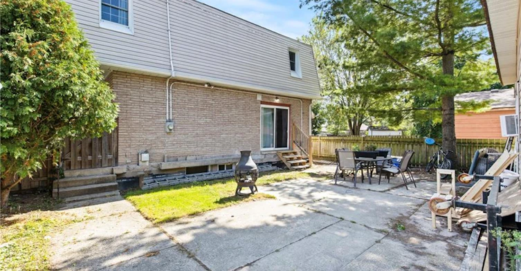 Upper-15 Mccormick Street, Welland, ON, L3C 4L8 - 17