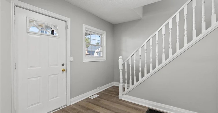 Upper-15 Mccormick Street, Welland, ON, L3C 4L8 - 4