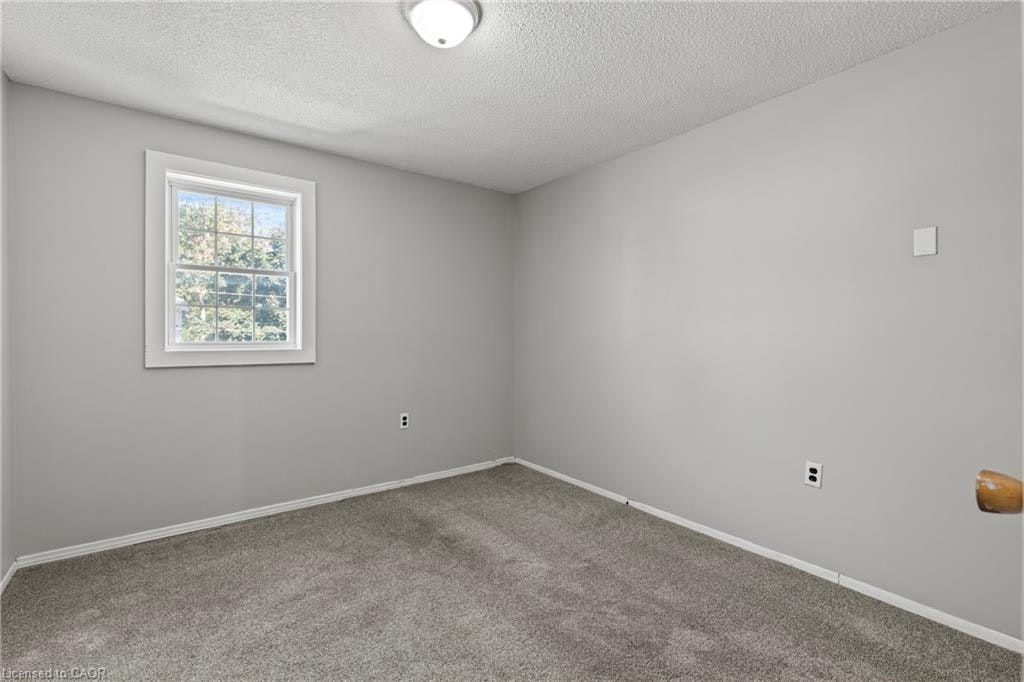 Upper-15 Mccormick Street, Welland, ON, L3C 4L8 - 14