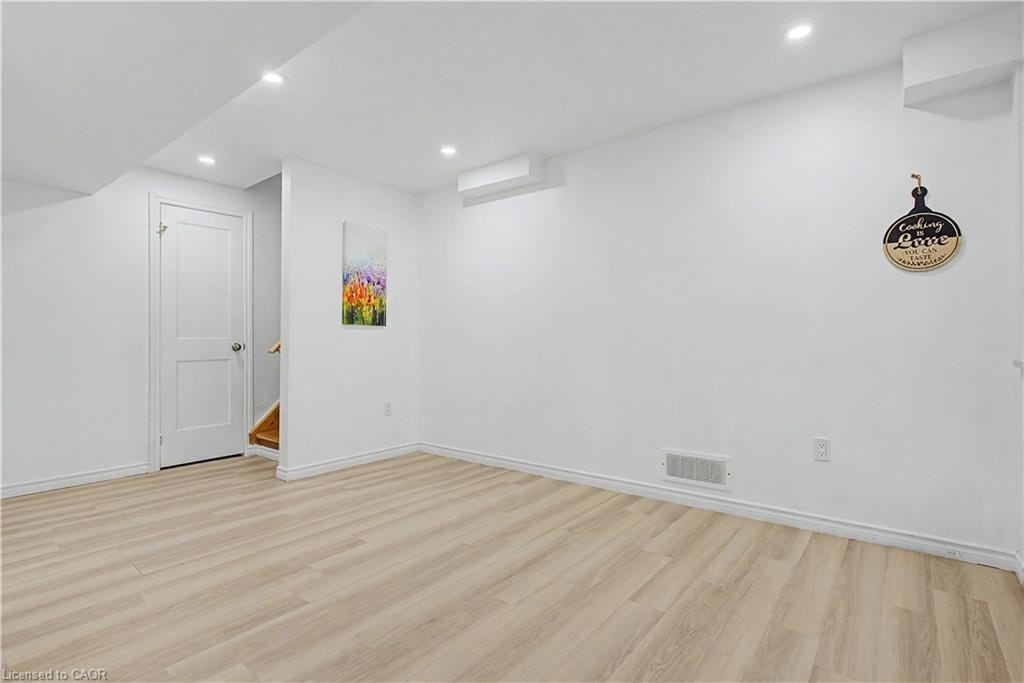 B-79 Beauchamp Drive, Cambridge, ON, N1S 0B9 - 16