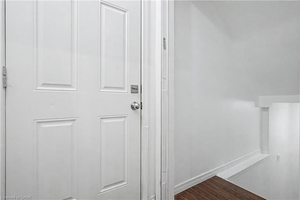 B-79 Beauchamp Drive, Cambridge, ON, N1S 0B9 - 3