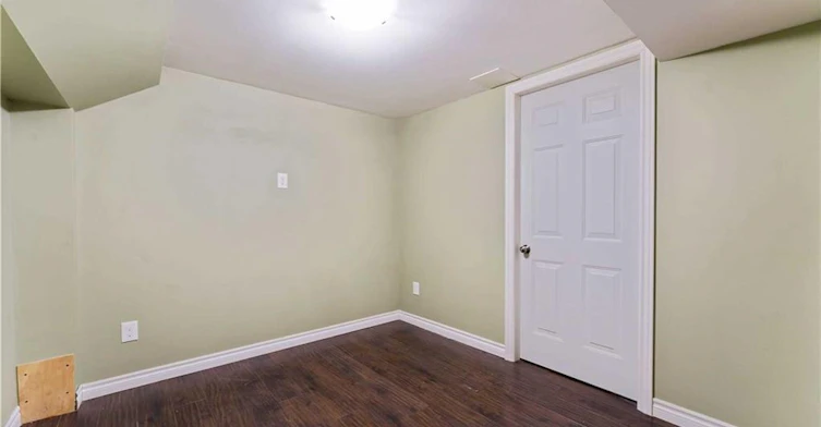 Basement-864 Upper Ottawa Street, Hamilton, ON, L8T 3V5 - 9
