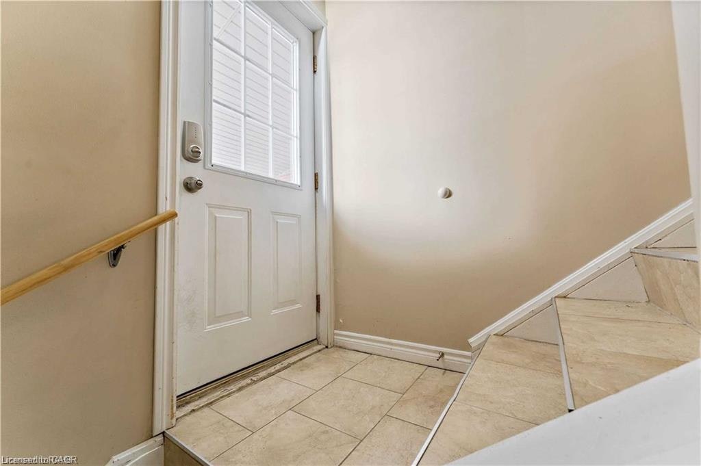 Basement-864 Upper Ottawa Street, Hamilton, ON, L8T 3V5 - 2