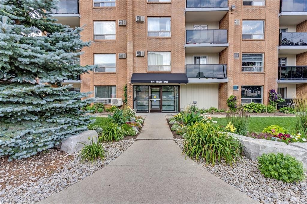 902-64 Benton Street, Kitchener, ON, N2G 4L9 - 2