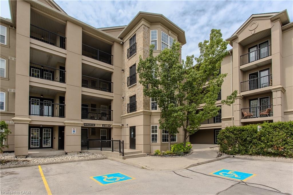 101-2035 Appleby Line, Burlington, ON, L7L 7G8