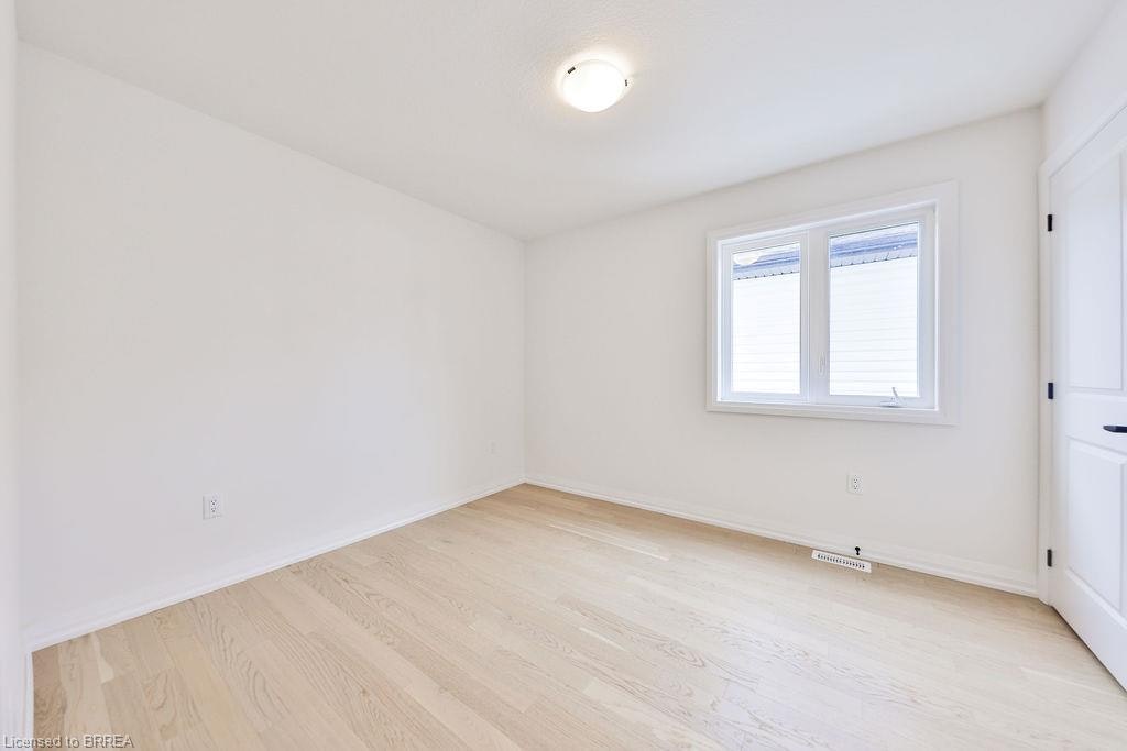 Upper-24 Broddy Avenue, Brantford, ON, N3T 0V2 - 35