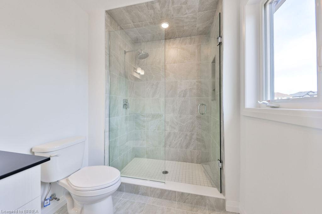 Upper-24 Broddy Avenue, Brantford, ON, N3T 0V2 - 44