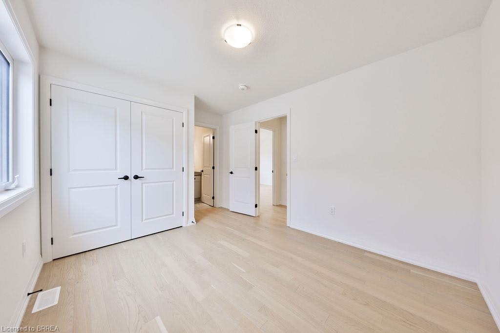 Upper-24 Broddy Avenue, Brantford, ON, N3T 0V2 - 36