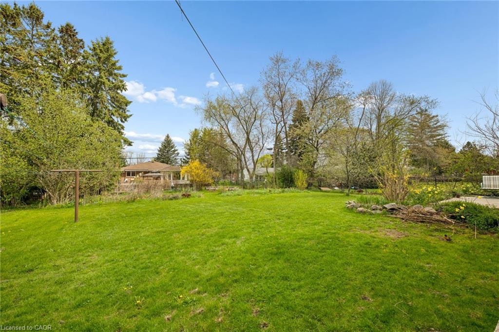 146 Carson Drive, Kitchener, ON, N2B 2Z2