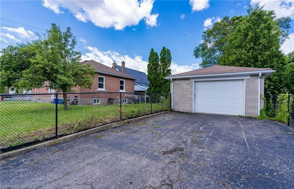2-609 Mohawk Road E, Hamilton, ON, L8V 2J8 - 7
