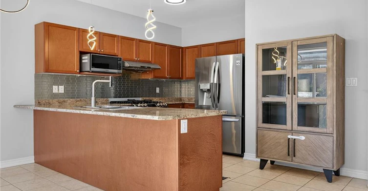 244 Raymond Road, Hamilton, ON, L9K 0H5 - 2