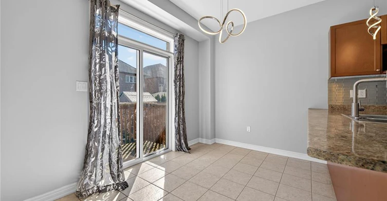 244 Raymond Road, Hamilton, ON, L9K 0H5 - 5