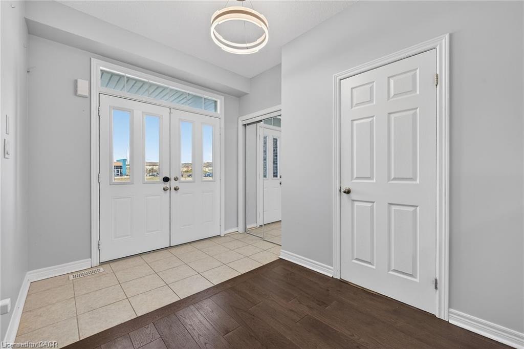 244 Raymond Road, Hamilton, ON, L9K 0H5 - 14