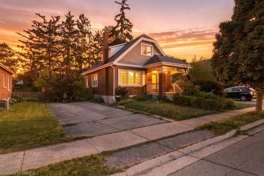 26 Abigail Avenue, Brantford, ON, N3R 4R9