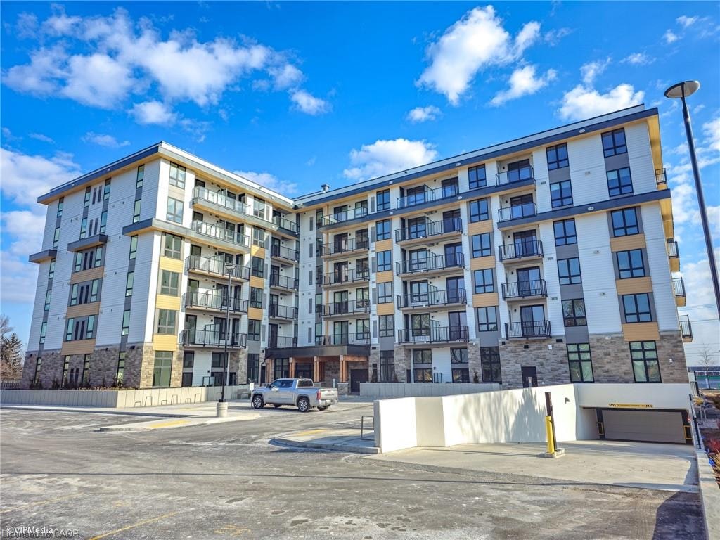 308-101 Golden Eagle Road, Waterloo, ON, N2V 1C3 - 20