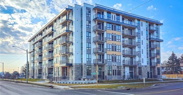 308-101 Golden Eagle Road, Waterloo, ON, N2V 1C3 - 2